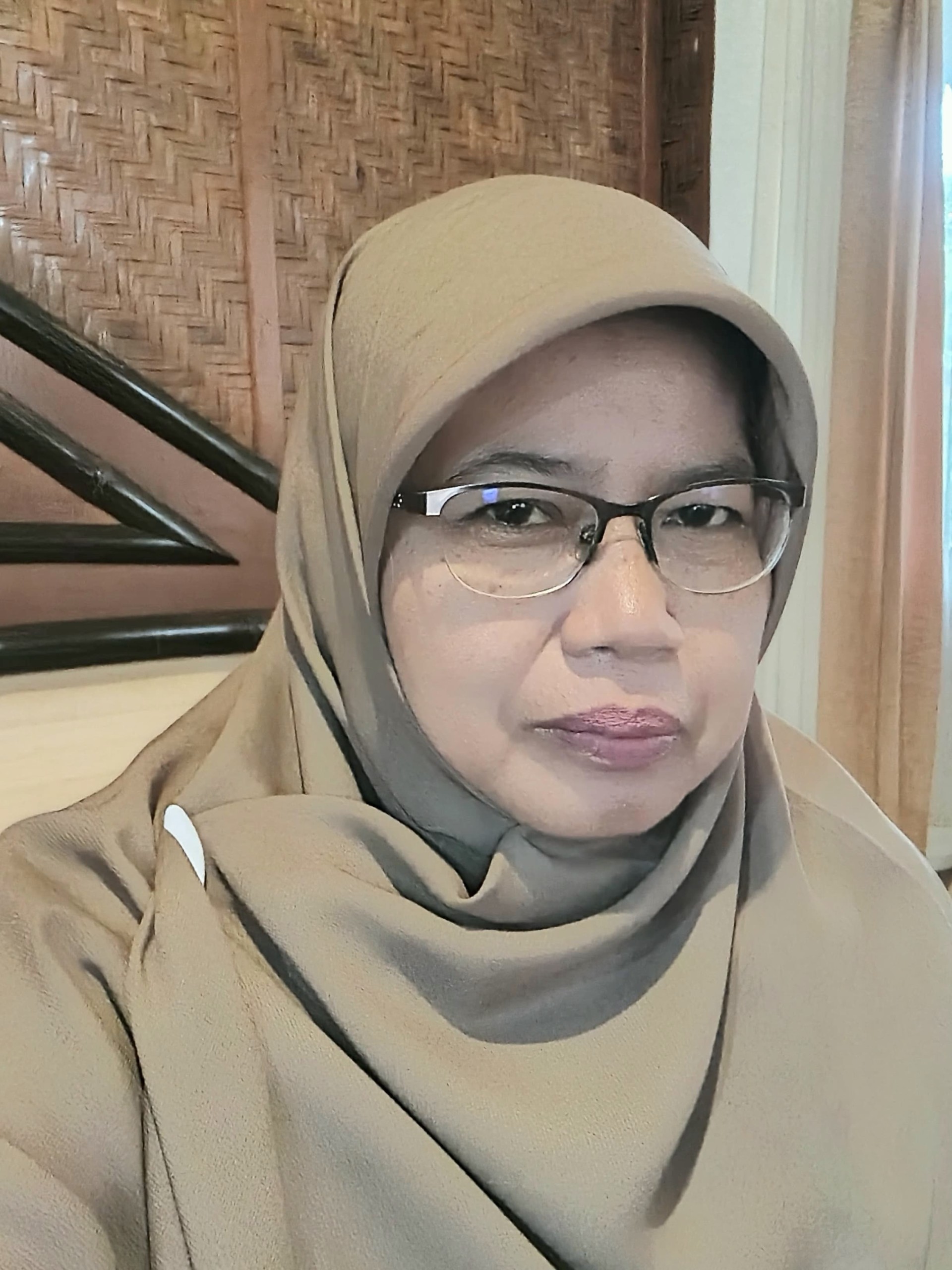 Lilis Mulyati S. Pd