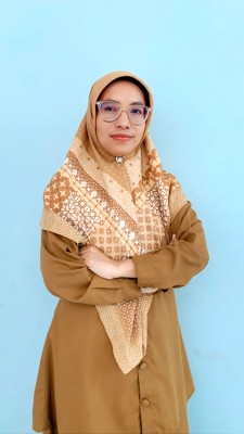 Tina Rosmaya, S. Hum